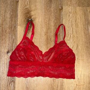 Elegant Red Lace Bralette Size Small/Medium